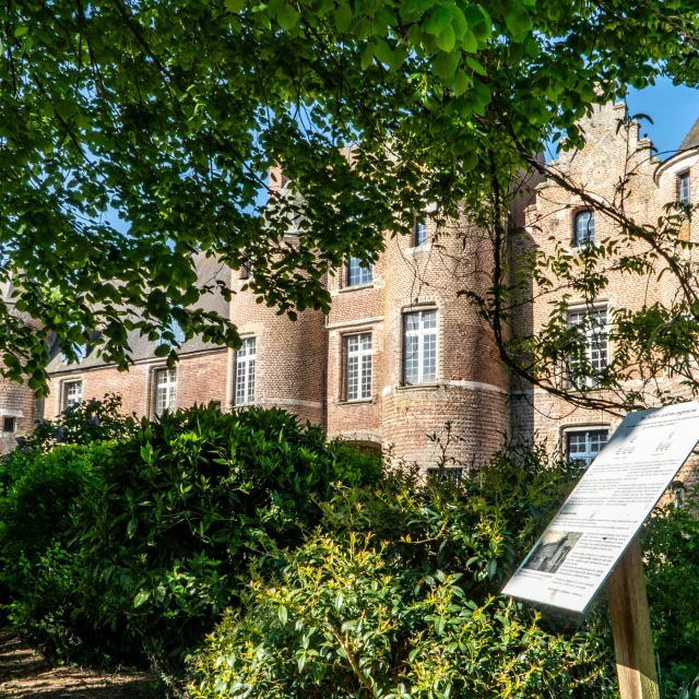 Chateau d'Esquelbecq Cchf